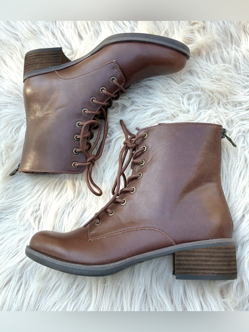 Korks NWOT Women’s Jolene Brown Lace Up Boots Sz 9